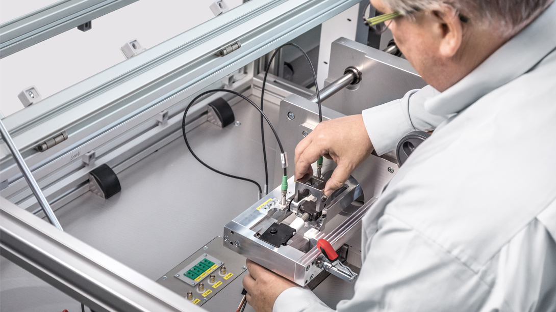 Spindle test bench close-up